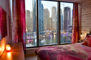 Stylish 1-BR Marina View Apt in Silverene Tower